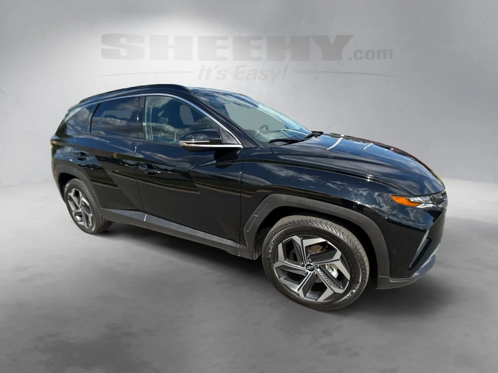 Used 2024 Black Hyundai Limited image 2