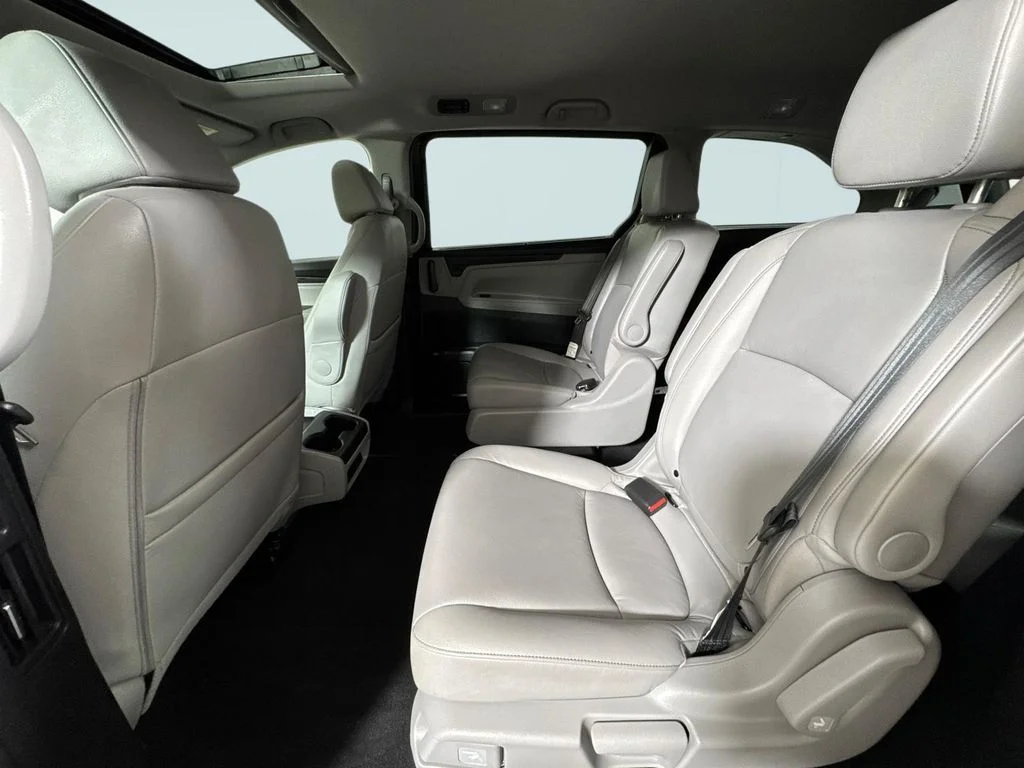 2023 Honda Odyssey EX-L - Photo 12