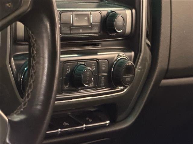 Used 2017  CHEVROLET LT image 18