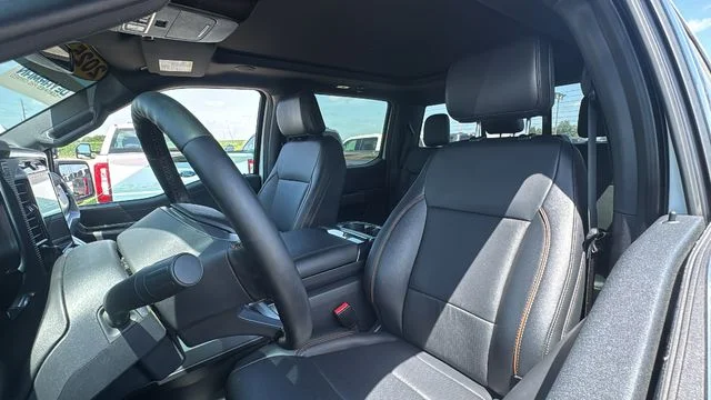 Used 2025 White Ford Lariat image 16