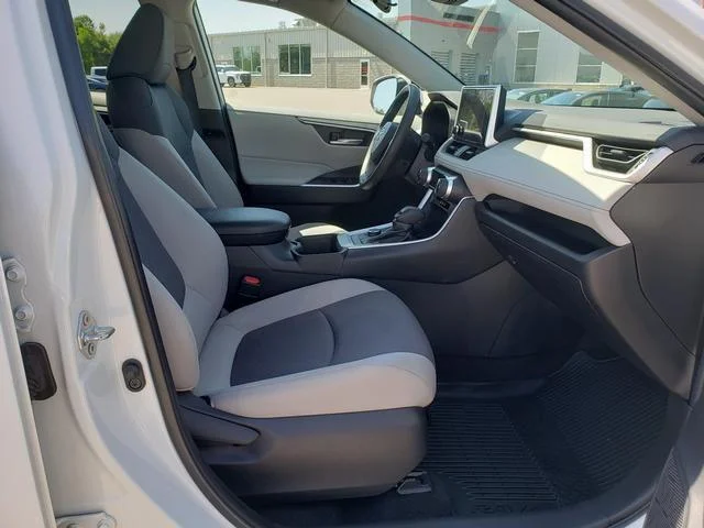 Certified Used 2023 ICE CAP Toyota  image 19