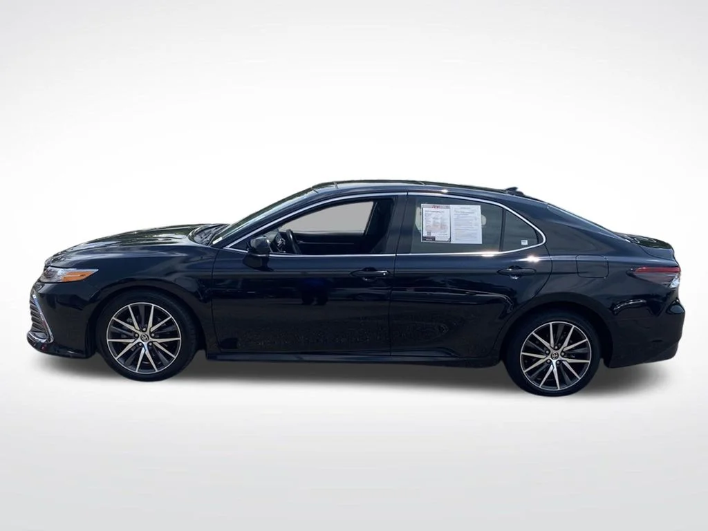 Used 2023 Black Toyota XLE image 4