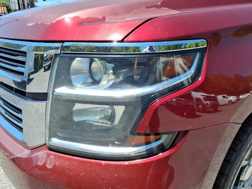 Used 2017 Red Chevrolet Premier image 11