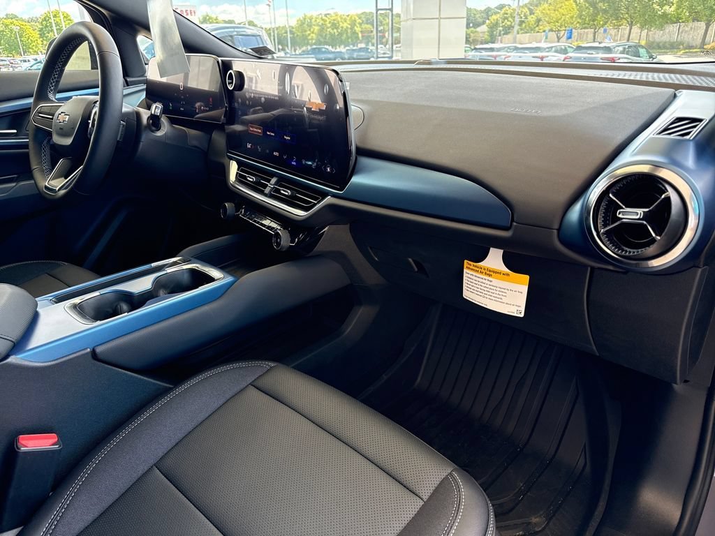2026 Chevrolet Equinox EV 2LT - Photo 9