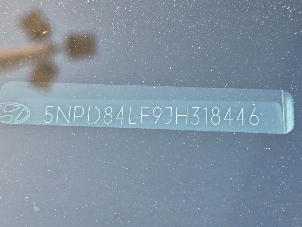 Used 2018 Silver Hyundai SEL image 7