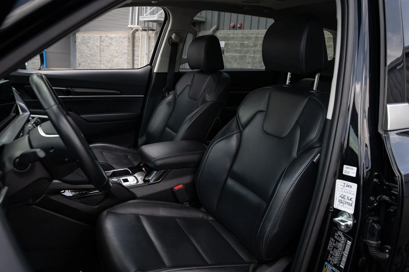 Used 2025 Ebony Black Kia S image 15