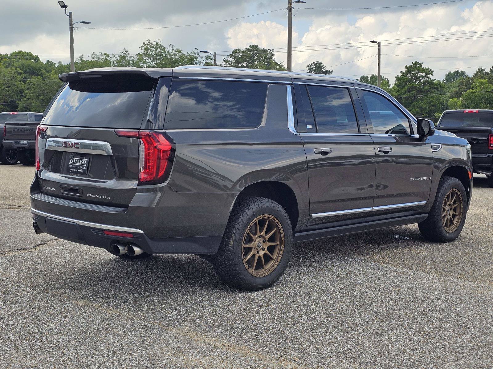 2021 GMC Yukon XL Denali - Photo 8