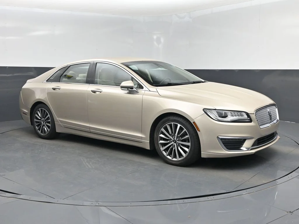 2017 Lincoln MKZ Select FWD's photo