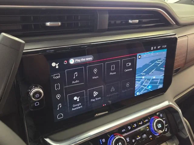 New 2026 Glacier White Tricoat GMC Denali Ultimate image 21