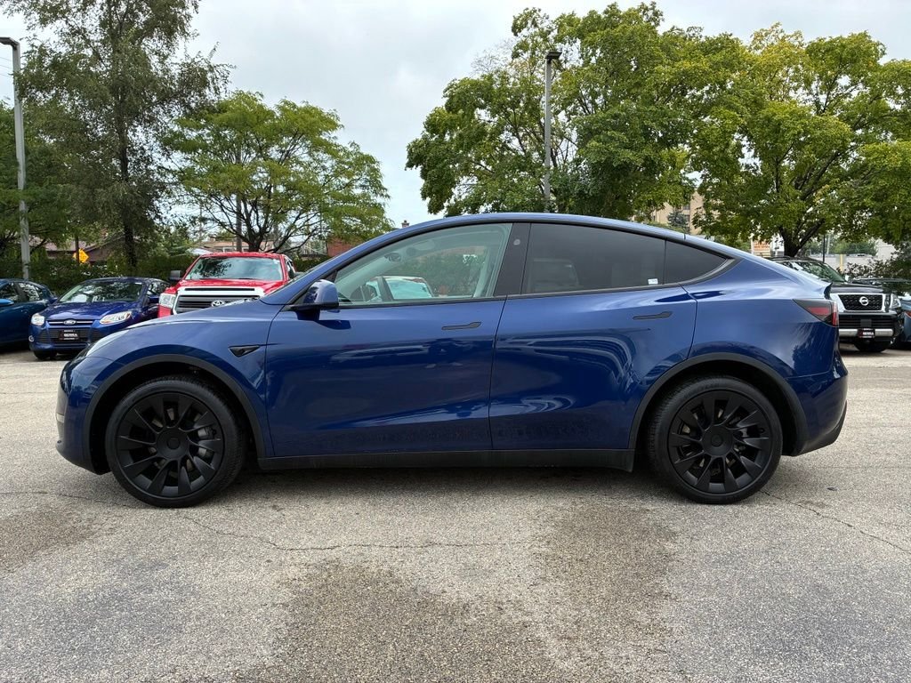 Used 2024  Tesla Long Range image 8