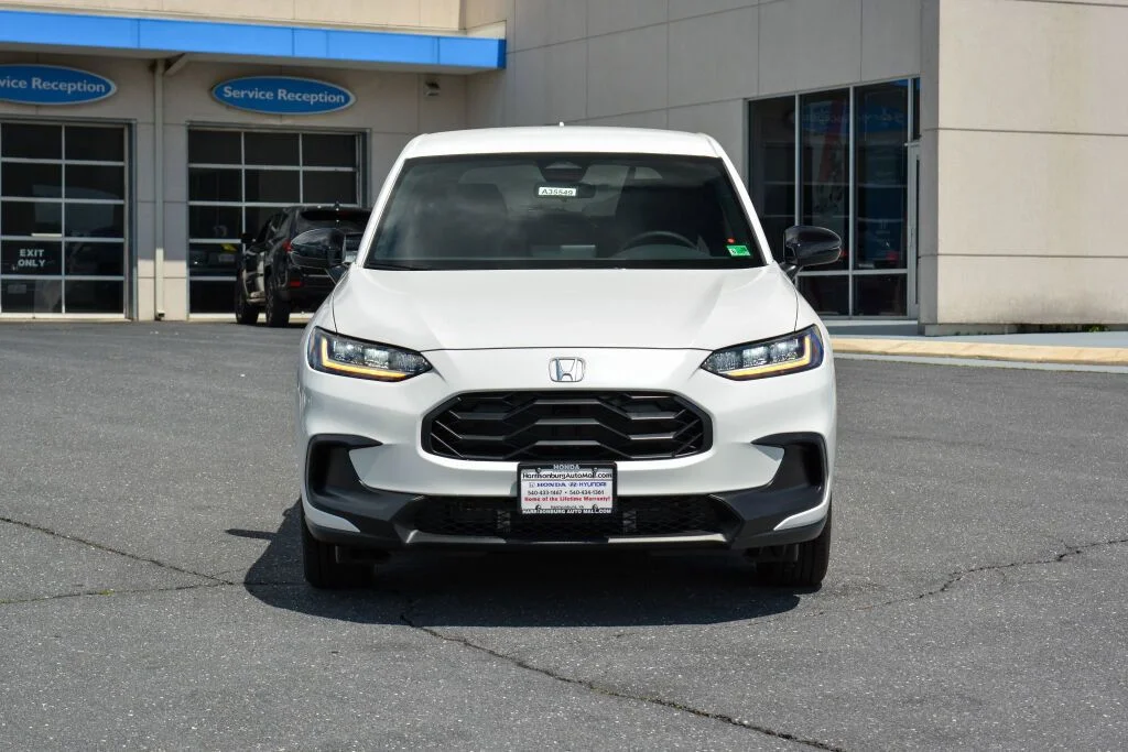 New 2026 Platinum White Pearl Honda AWD SPORT image 2
