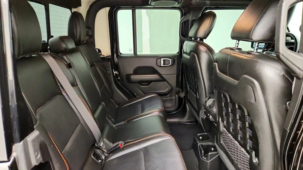 Used 2022 Black Clearcoat Jeep Mojave 4x4 w/ Freedom Top & Leather Seats image 23