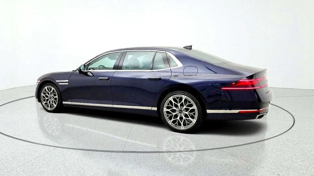 Used 2023 Capri Blue Genesis 3.5T e-SC AWD image 7