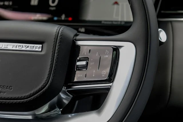2026 Land Rover Range Rover SE - Photo 22