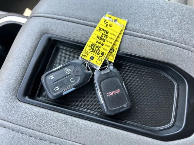 Used 2020 Gray GMC SLT image 22