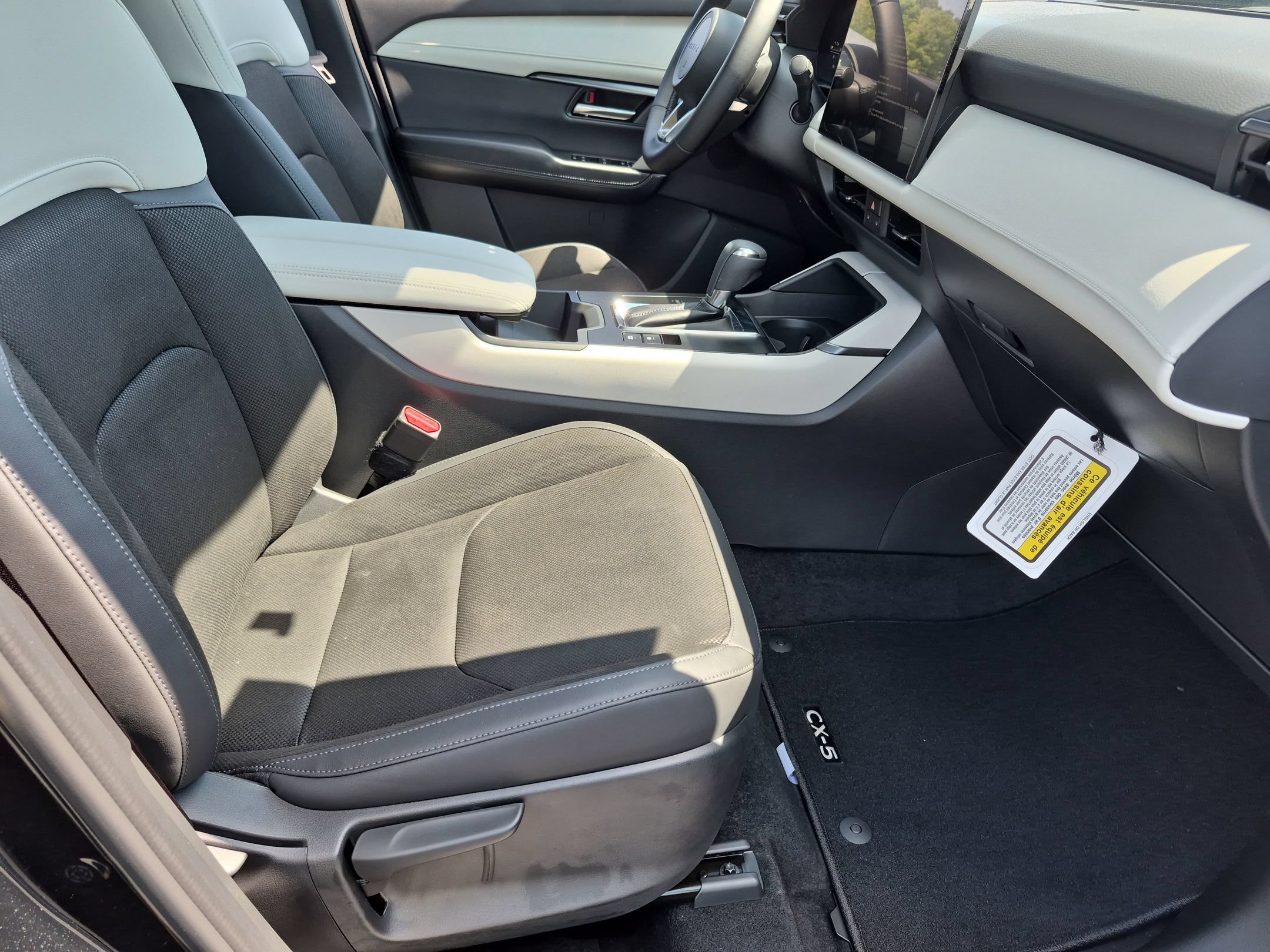 New 2026 Jet Black Mica Mazda 2.5 S Preferred AWD image 33