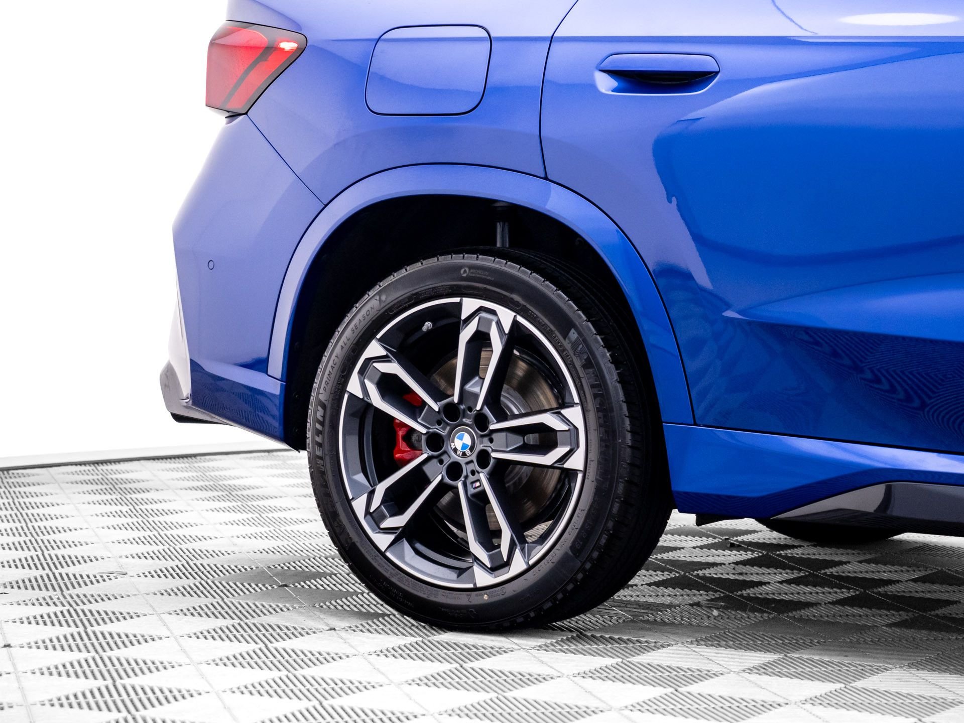Certified Used 2026 Portimao Blue Metallic BMW M35i image 39