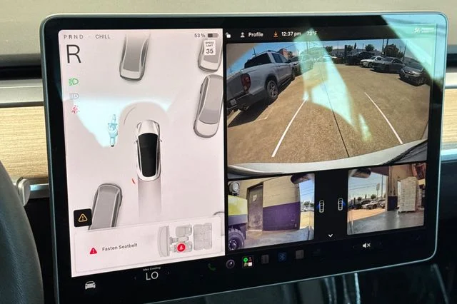 Used 2022  Tesla Performance image 23