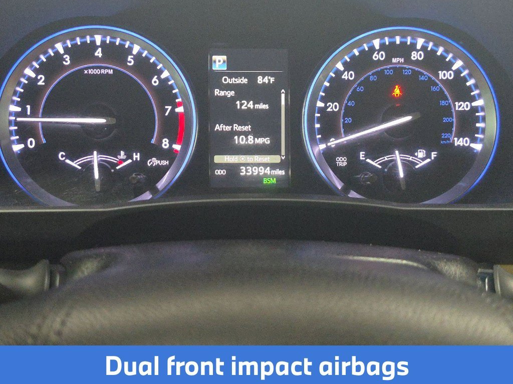 Used 2018 White Toyota XLE image 16