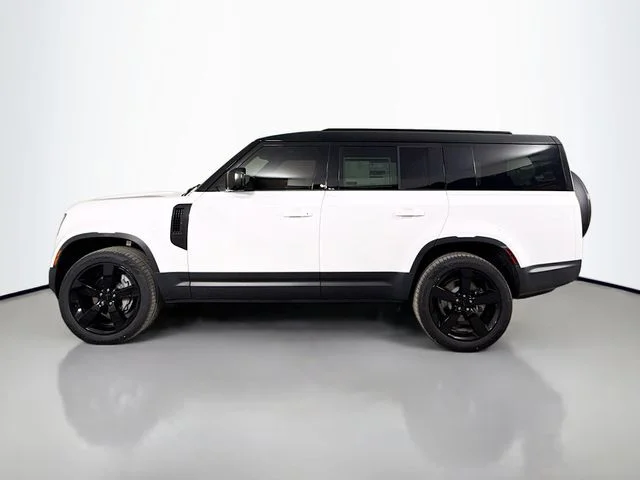 New 2026 Fuji White Land Rover S image 8