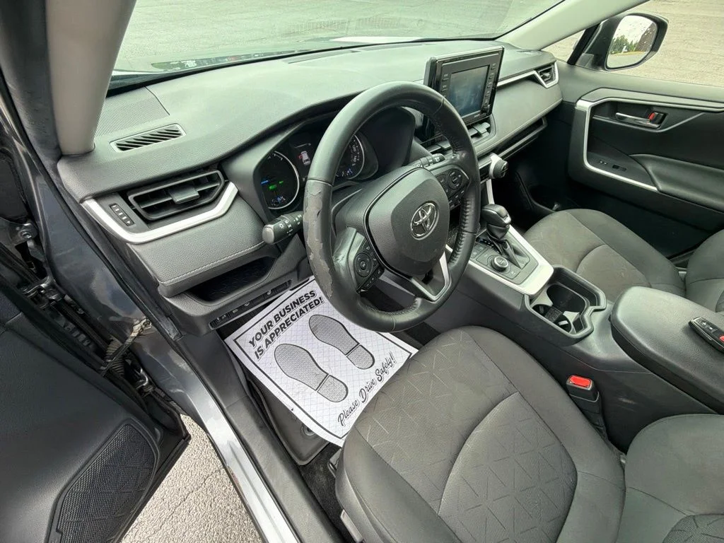 Used 2021 Gray Toyota XLE image 15
