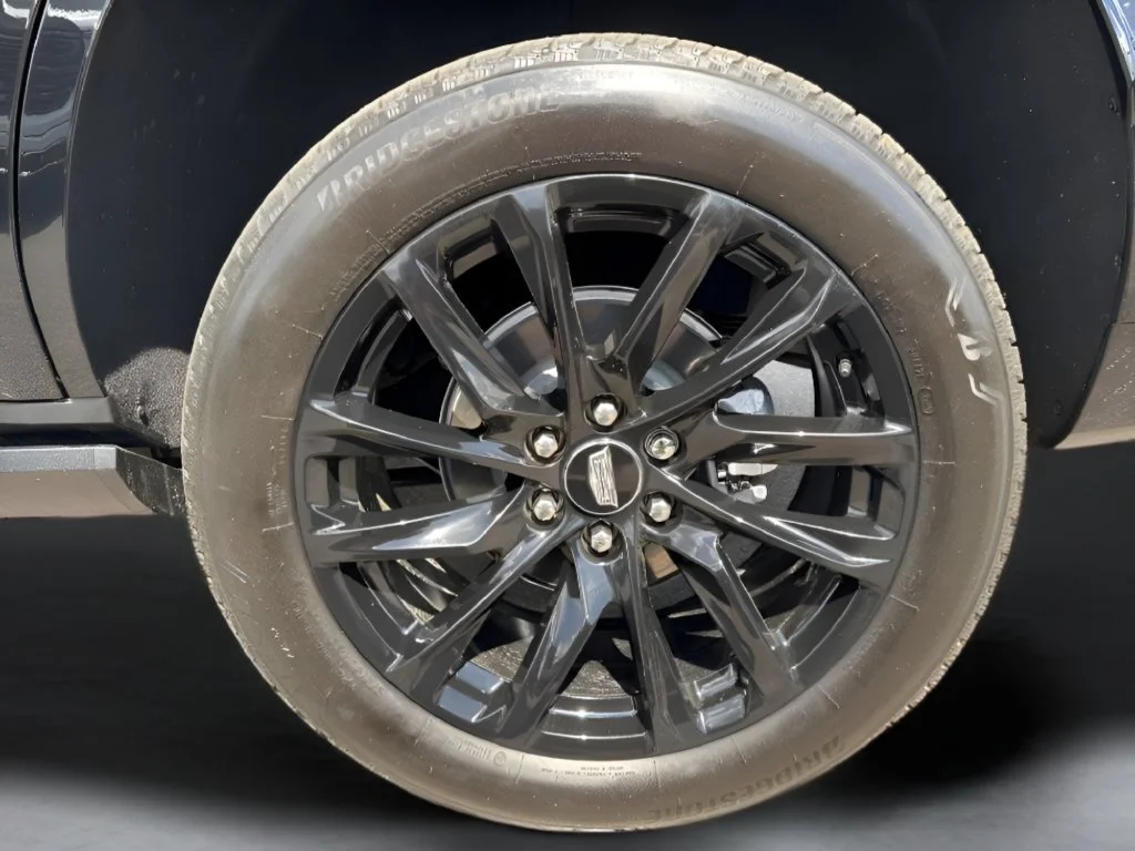 Used 2025 Black Cadillac Sport image 41