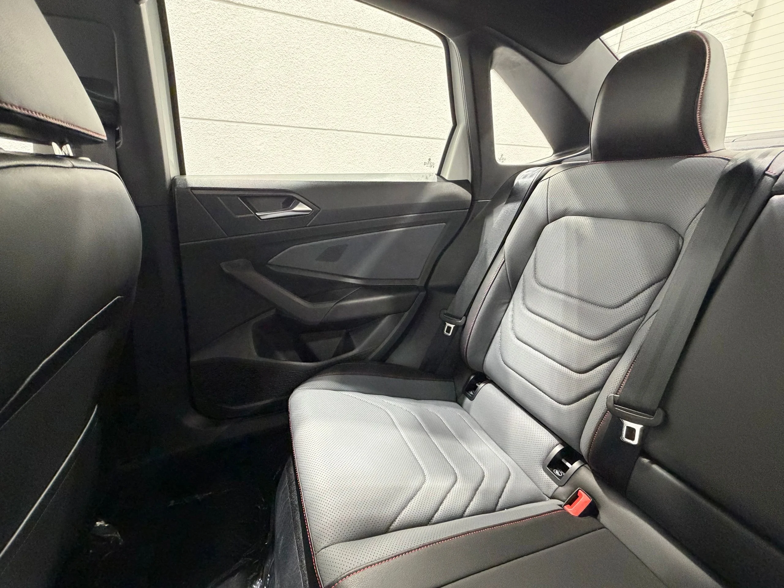 New 2026 White Volkswagen 2.0T Autobahn image 32