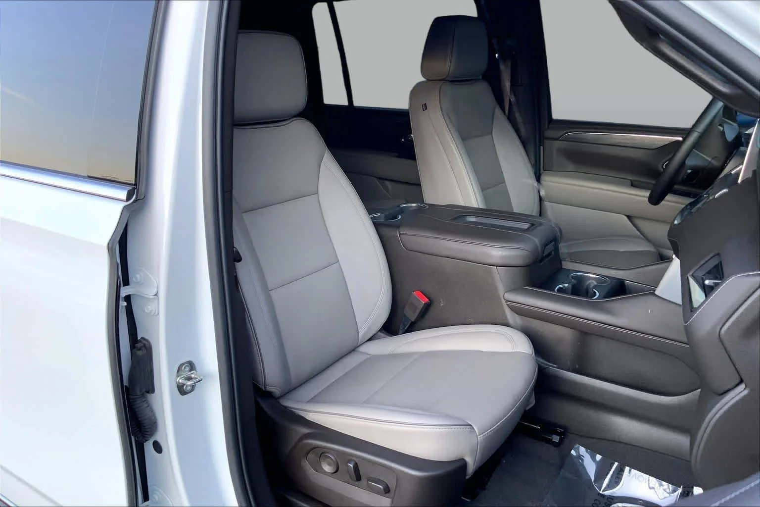 Used 2023 Summit White GMC SLT image 8