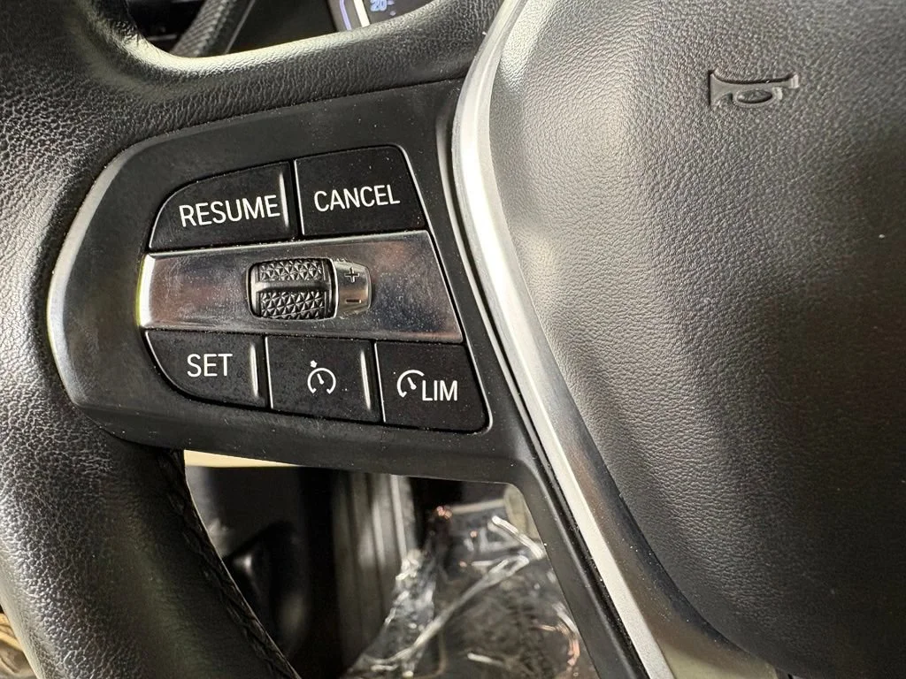 Used 2021 Gray BMW sDrive image 28