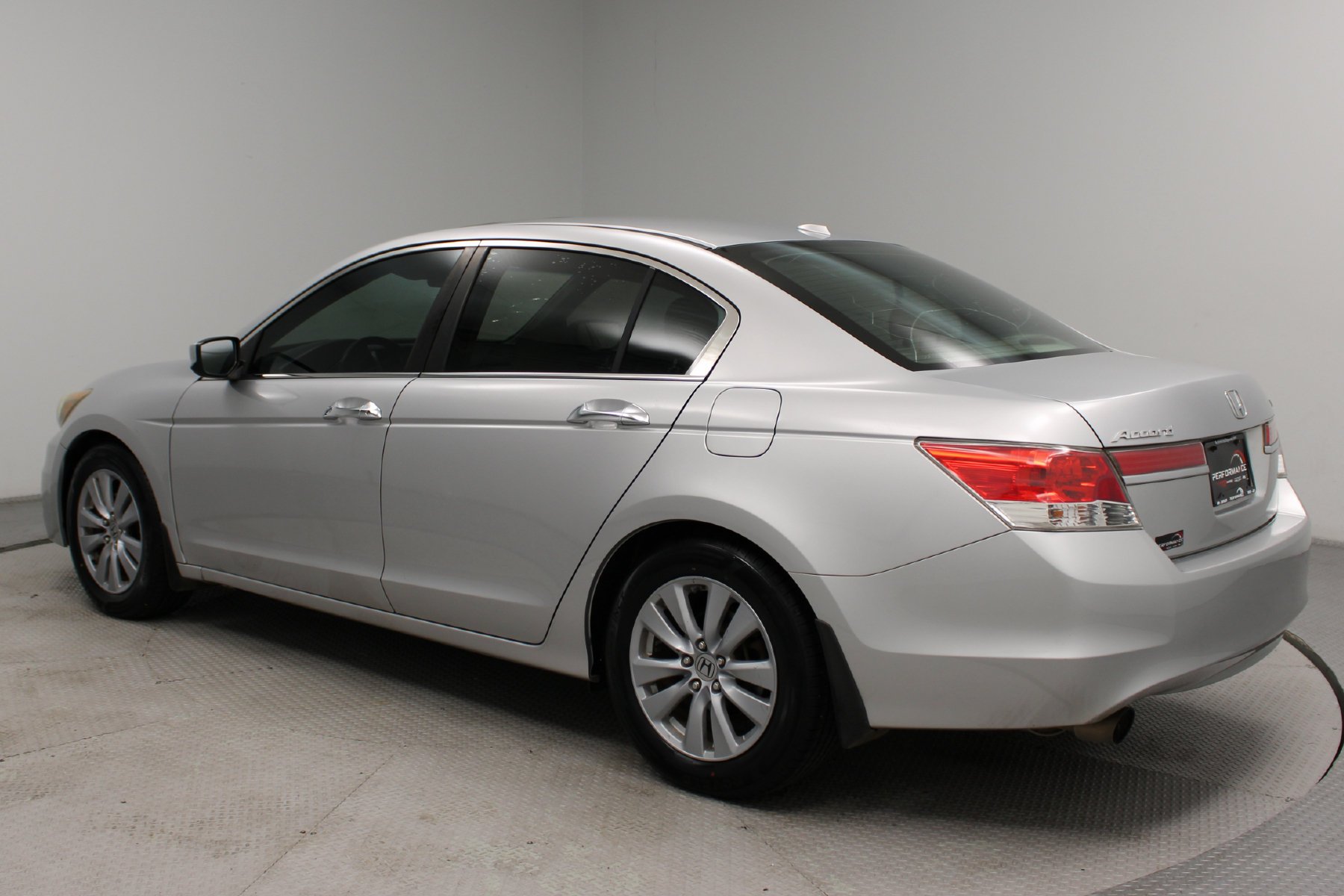 Used 2011 Alabaster Silver Metallic Honda 3.5 EX-L 4dr V6 Auto image 35