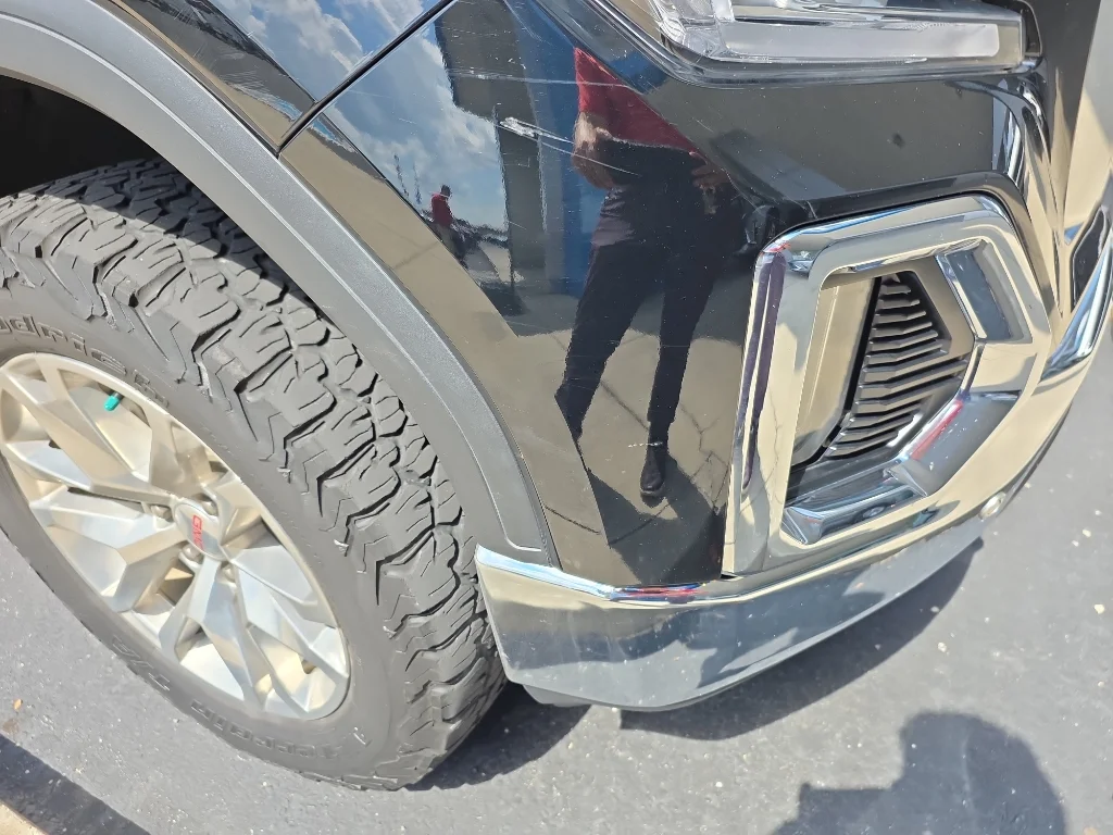 Used 2019 ONYX BLACK GMC SLT image 6