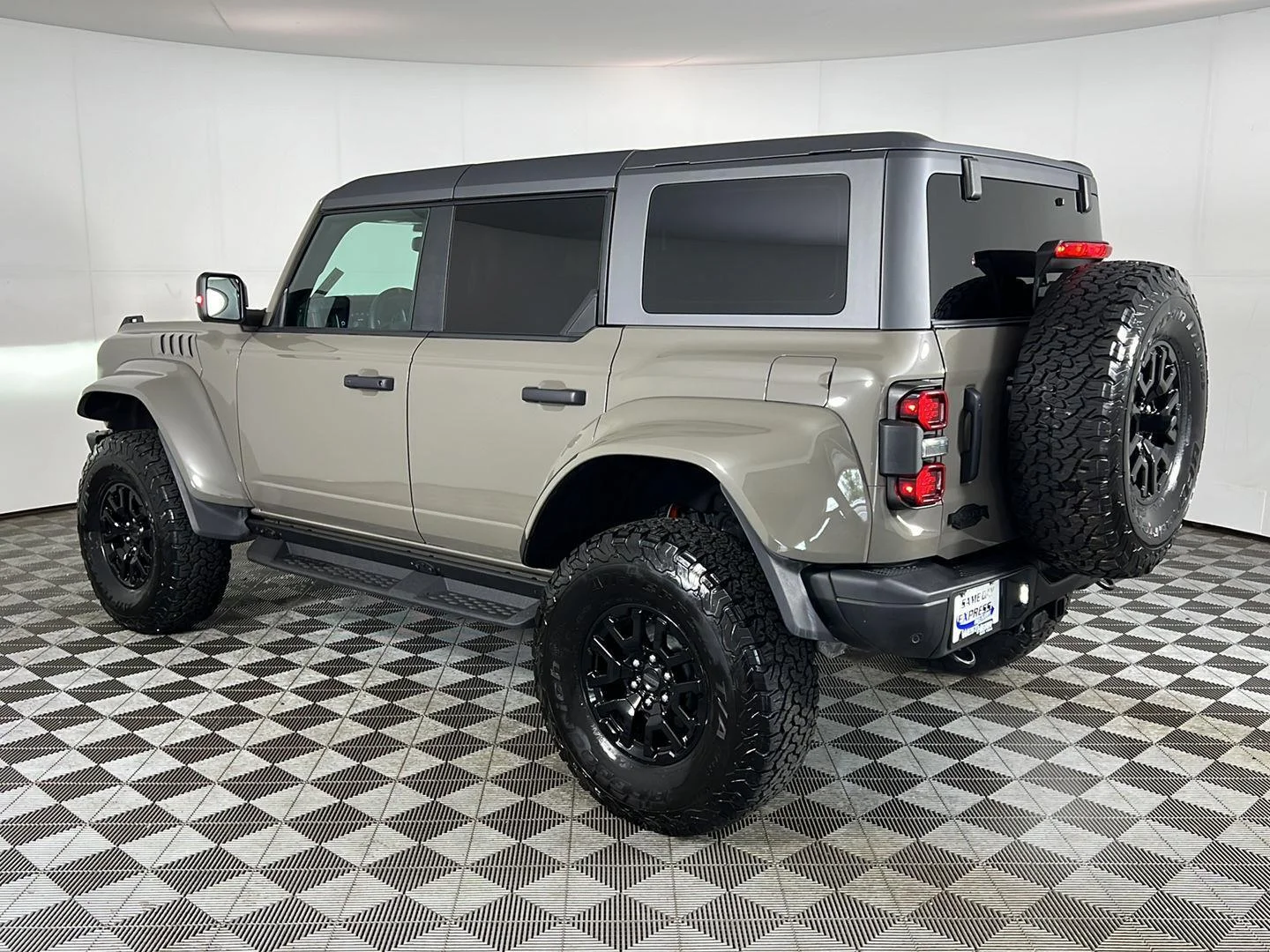 Used 2025 Marsh Gray Ford Raptor image 6
