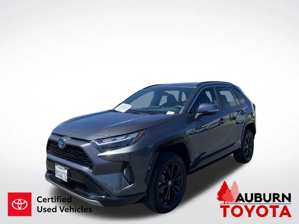 Used 2023 Magnetic Gray Metallic Toyota SE image 4