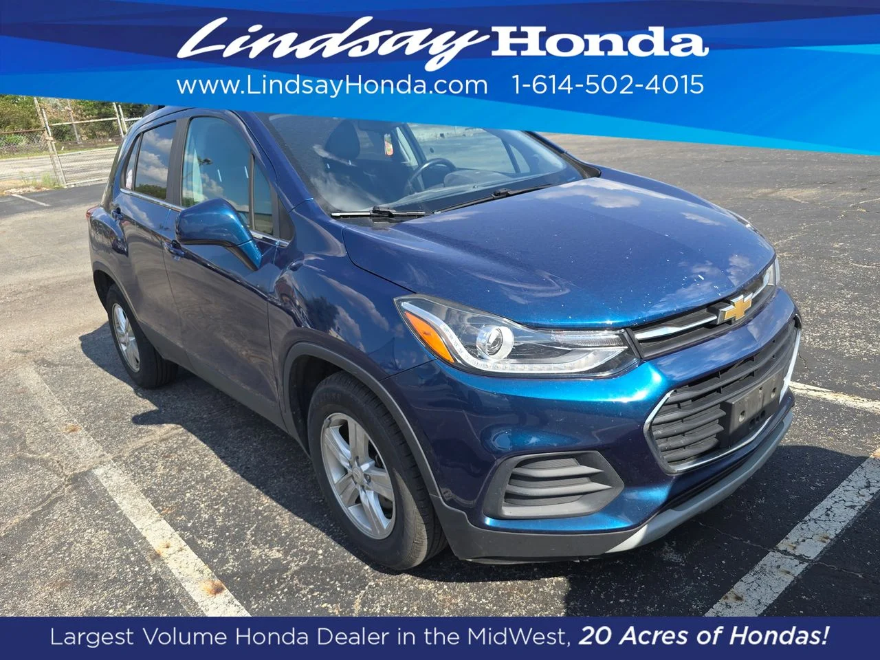 Used 2020 Pacific Blue Metallic Chevrolet LT image 2