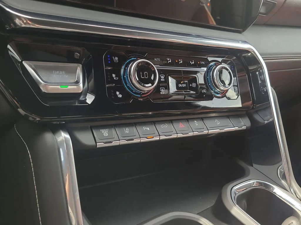 Used 2025 Blue GMC Denali Ultimate image 27
