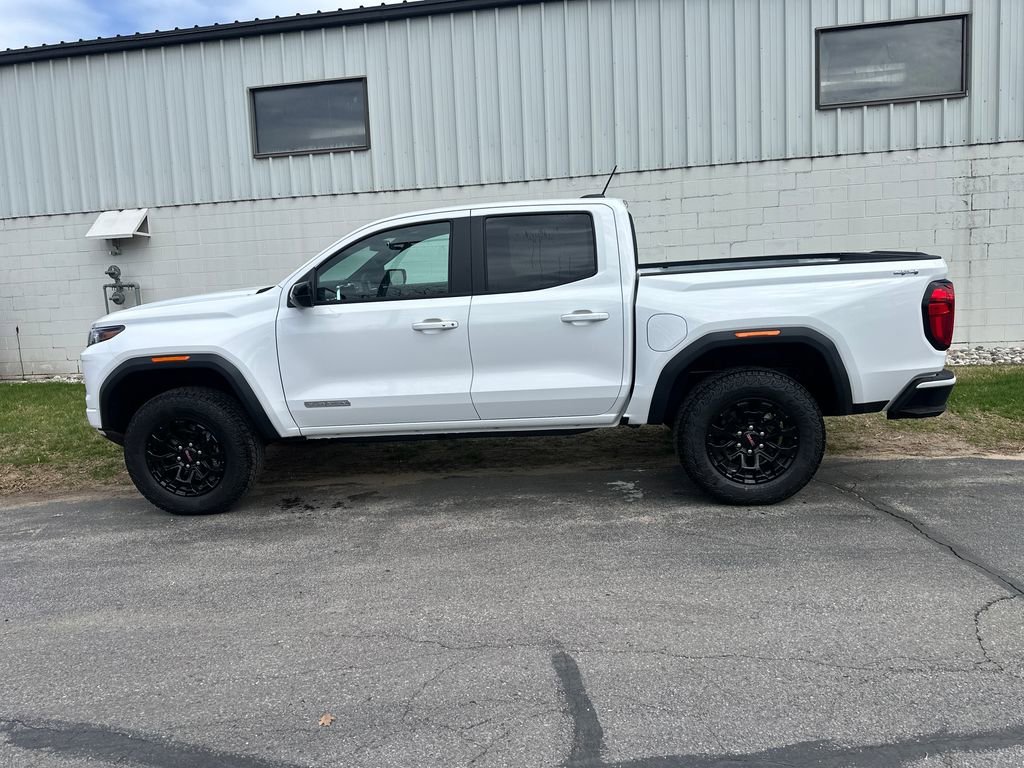 New 2026 Summit White GMC Elevation image 2