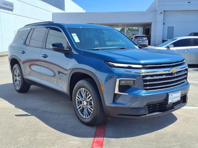 Certified Used 2025 Lakeshore Blue Metallic Chevrolet LT image 3