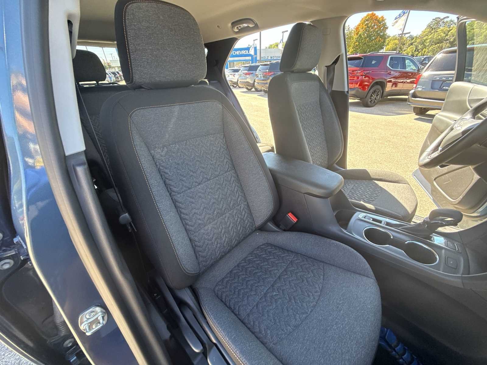 2024 Chevrolet Equinox LT - Photo 26
