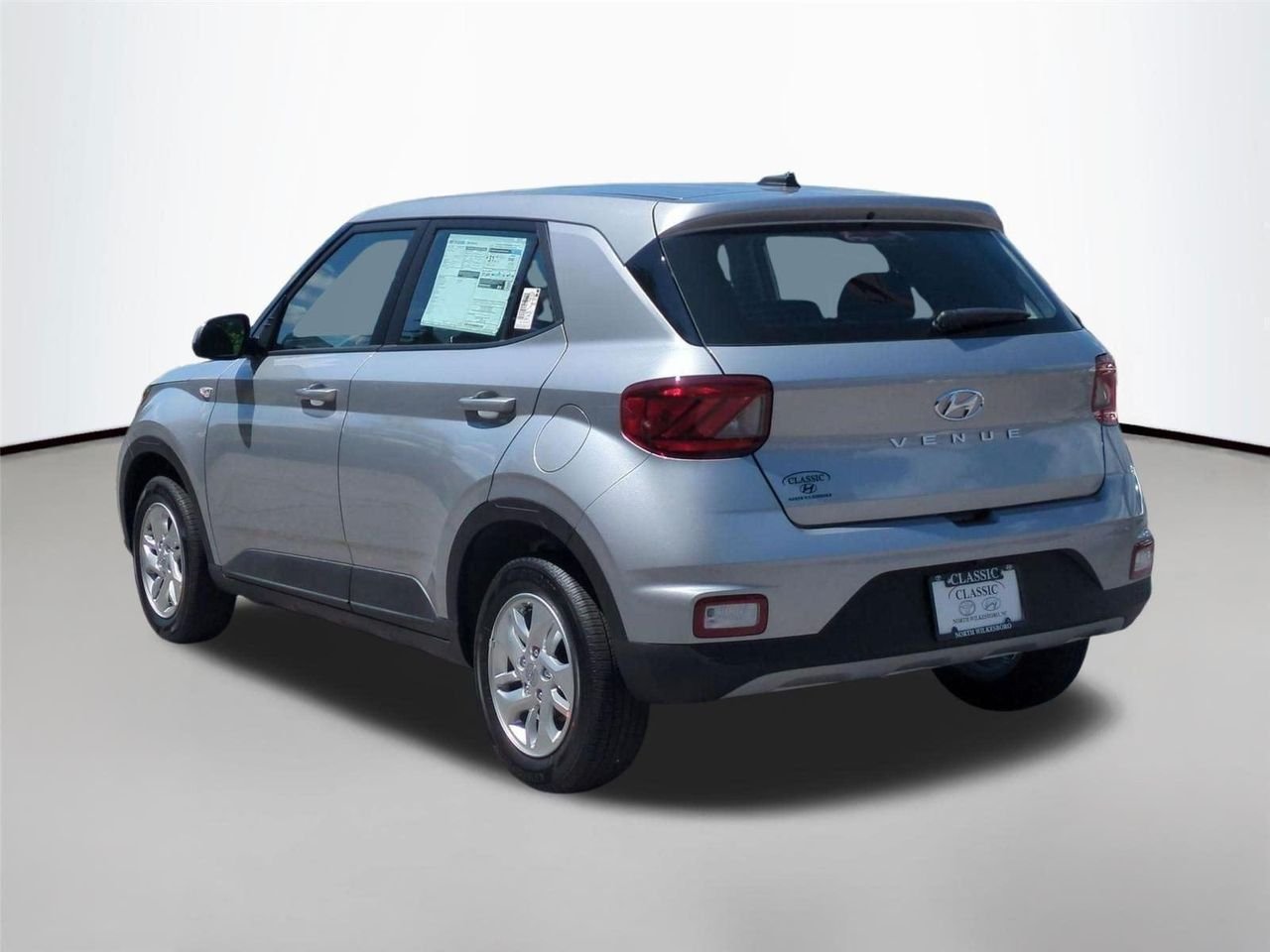 New 2026 Shimmering Silver Hyundai SE image 3