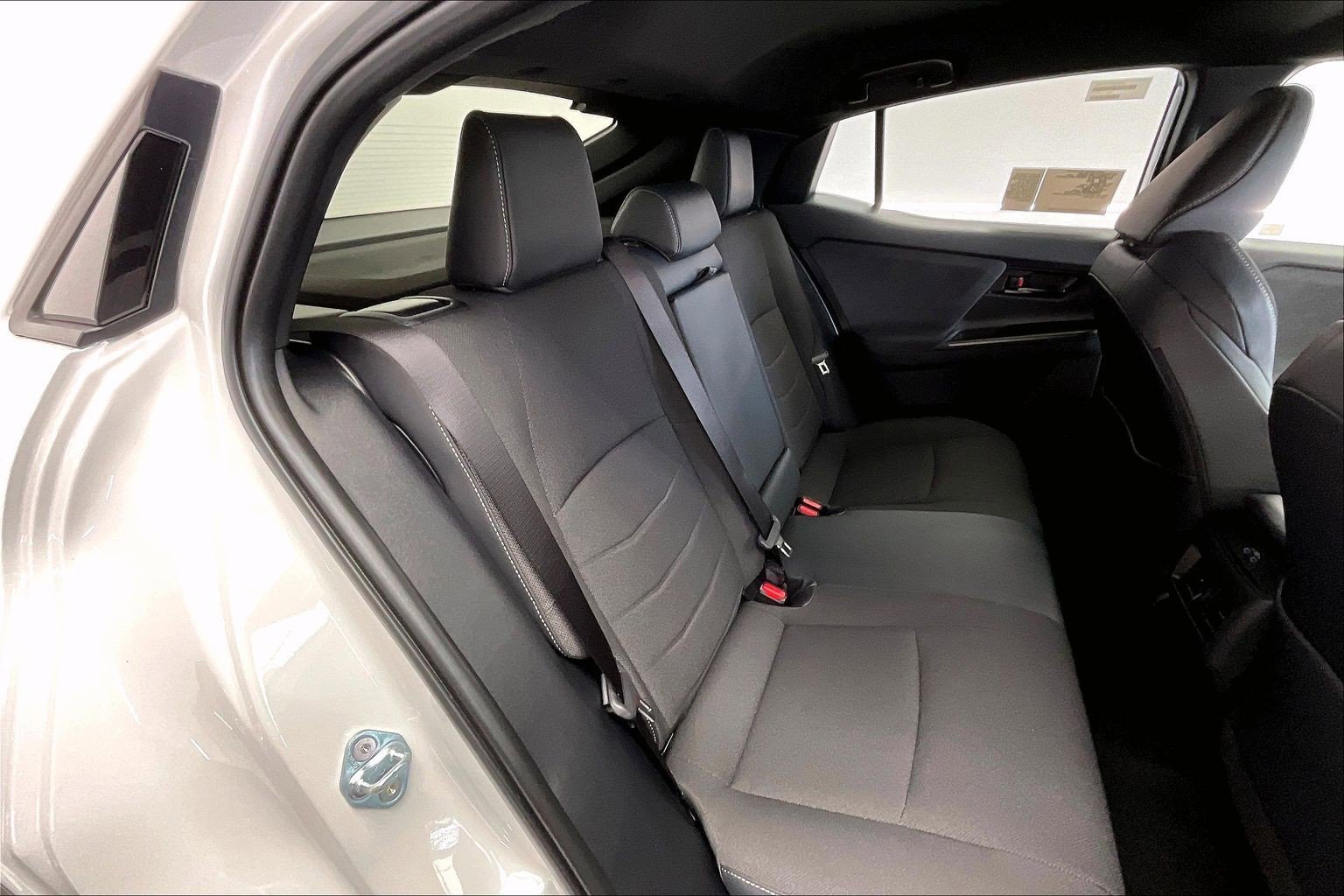 2026 Toyota C-HR SE - Photo 10