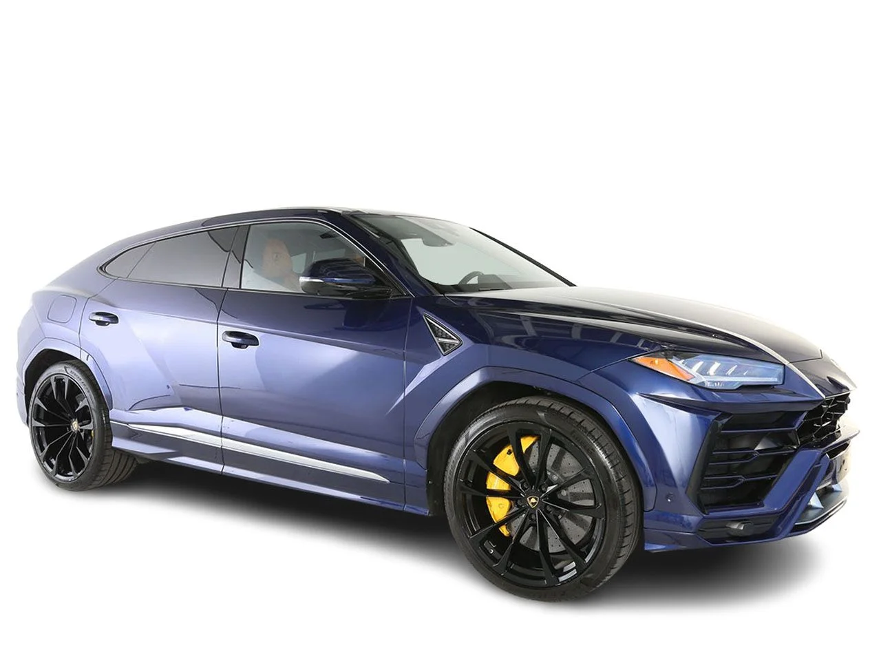 Used 2019 Blue Lamborghini Base image 11