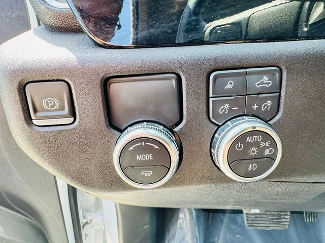 2021 GMC Sierra 1500 SLT - Photo 11
