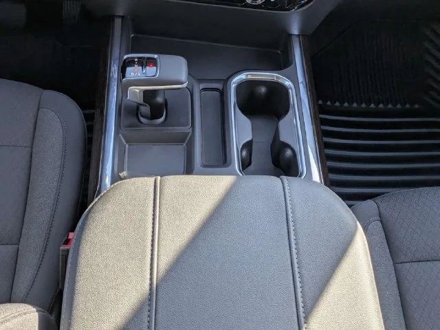 New 2026 Onyx Black GMC Elevation image 19