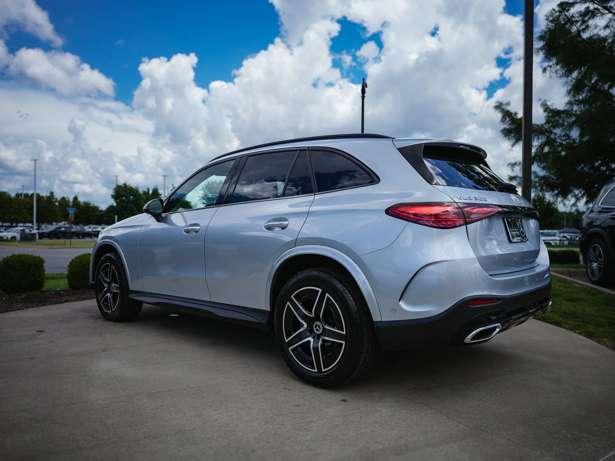 Certified Used 2024 Cirrus Silver Metallic Mercedes-Benz GLC 300 image 11