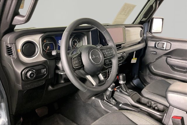 Used 2025 Gray Jeep Sport S image 16