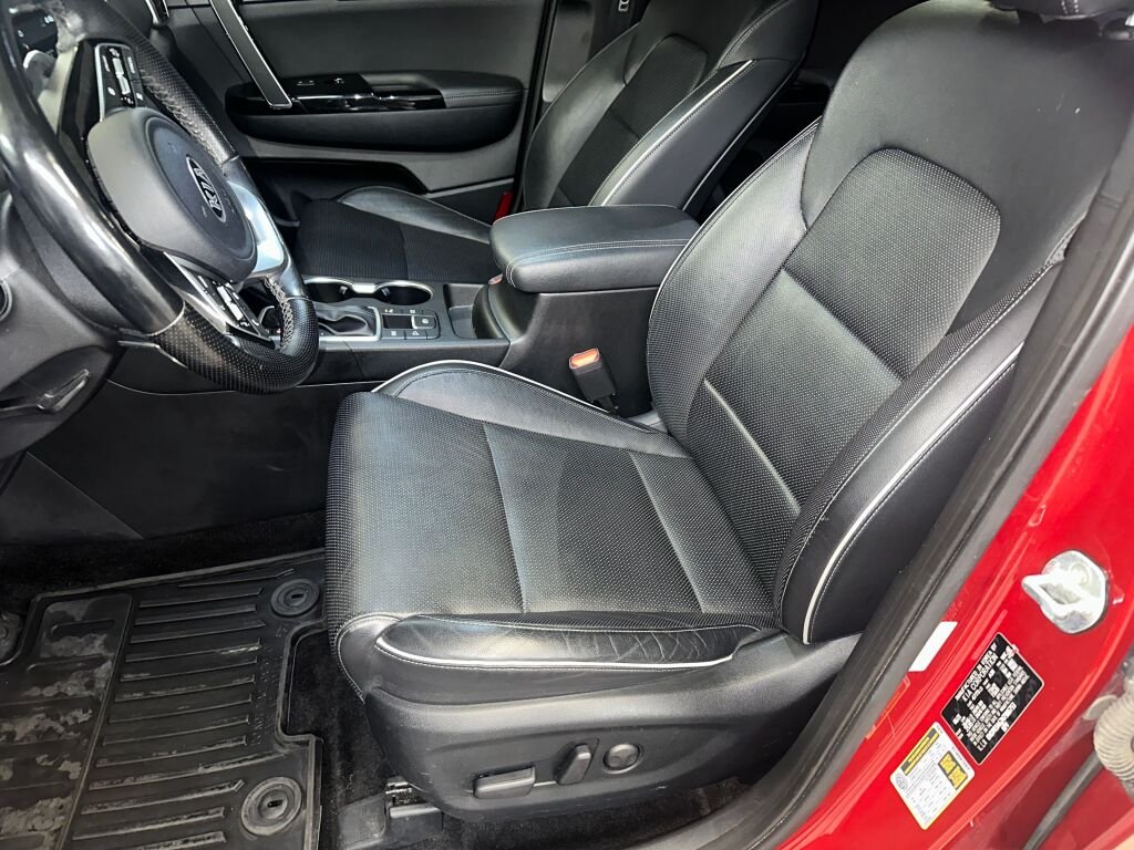 Certified Used 2022 Hyper Red Kia SX Turbo image 5