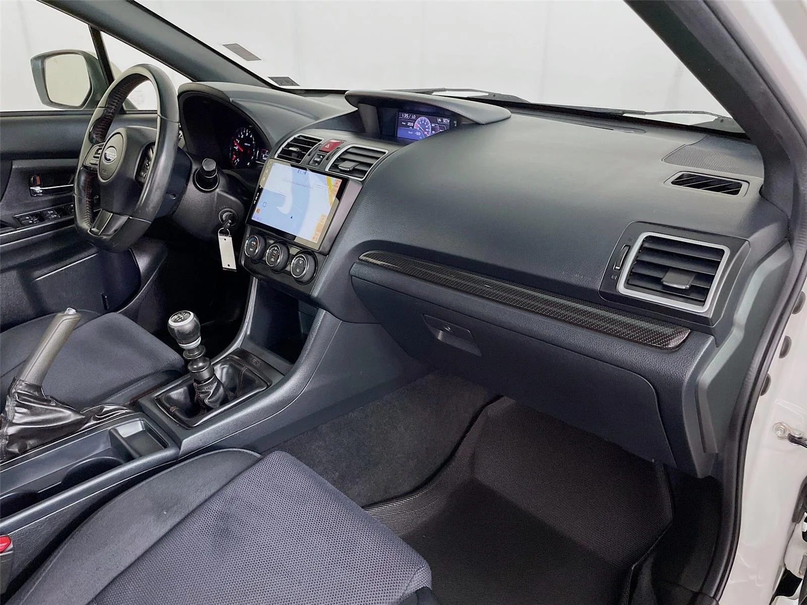 Used 2019 Crystal White Pearl Subaru Premium image 32