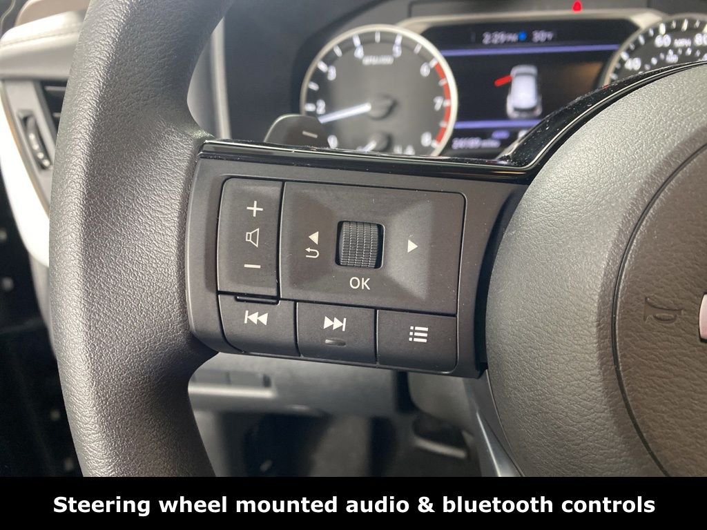 2023 Nissan Rogue SV - Photo 18