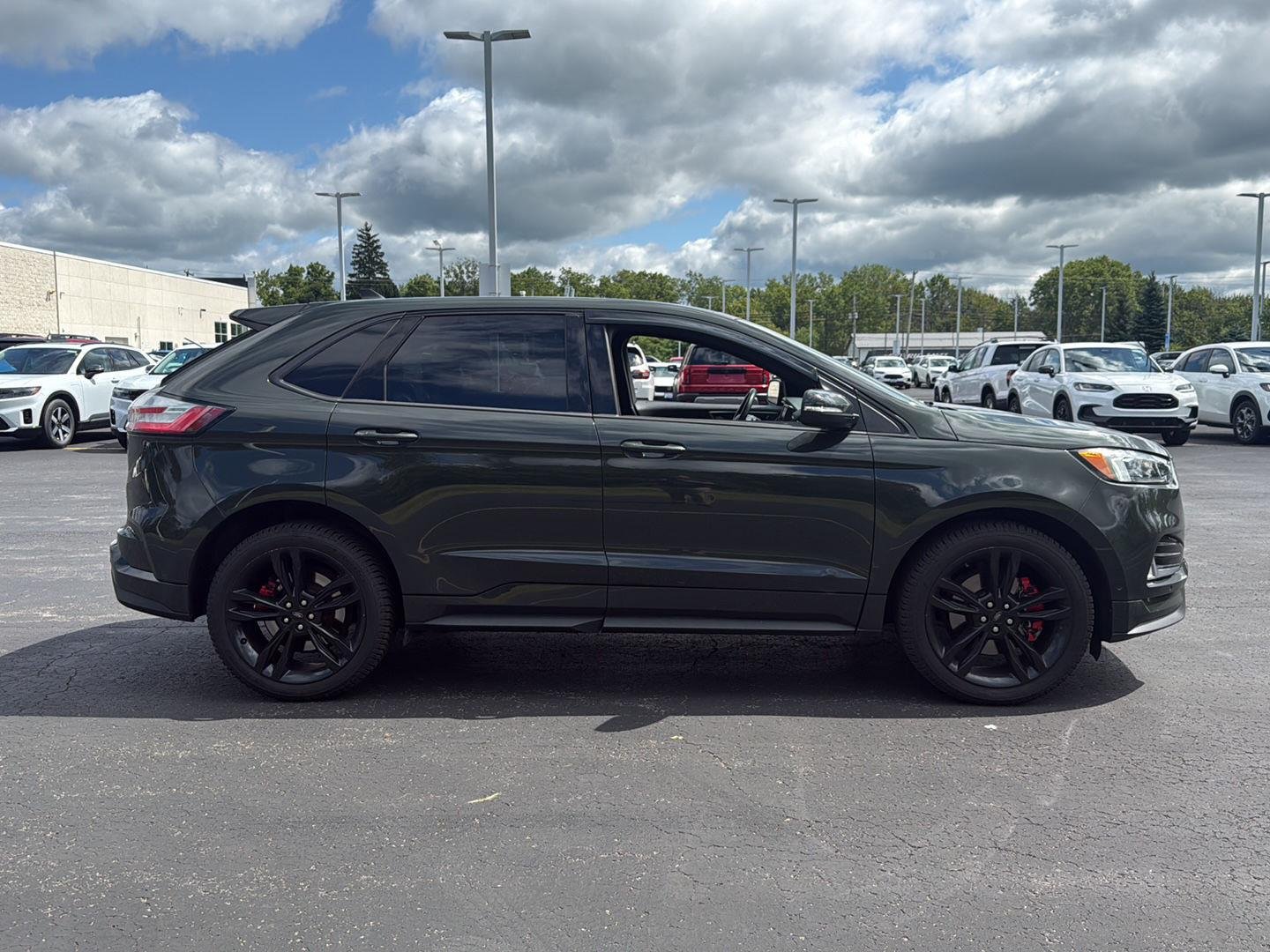 Used 2022 Forged Green Ford ST image 19