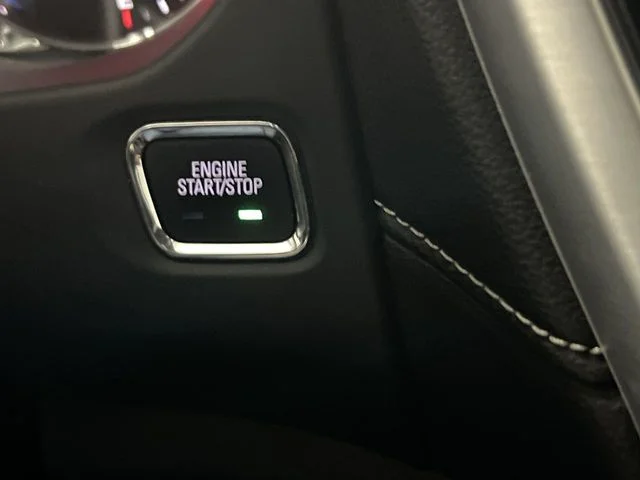 Used 2023 Black GMC SLT image 18
